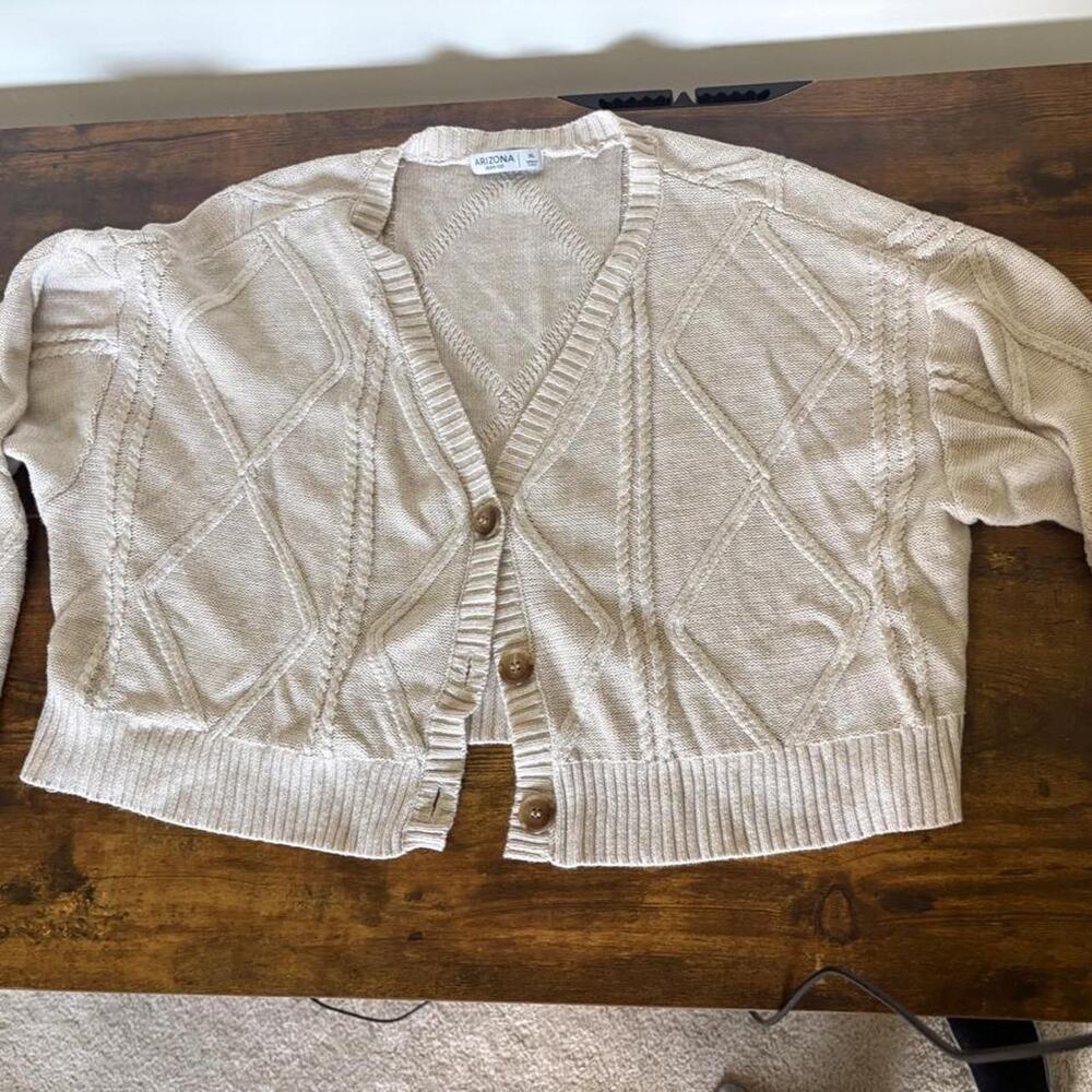 Cream arizona jean co cardigan